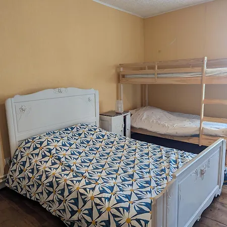 Holiday home Maison De Bourg Avec Jardin Saint-Martin-la-Riviere